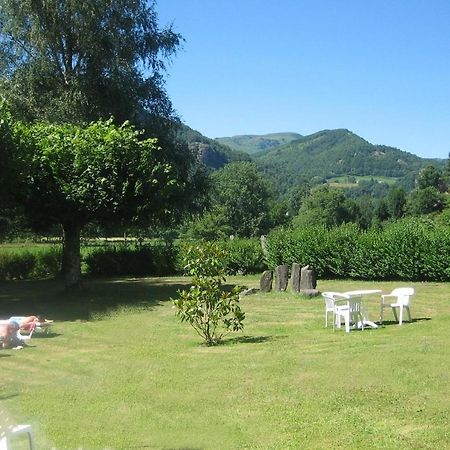Residence Des Bains*** Vic-sur-Cère Dış mekan fotoğraf