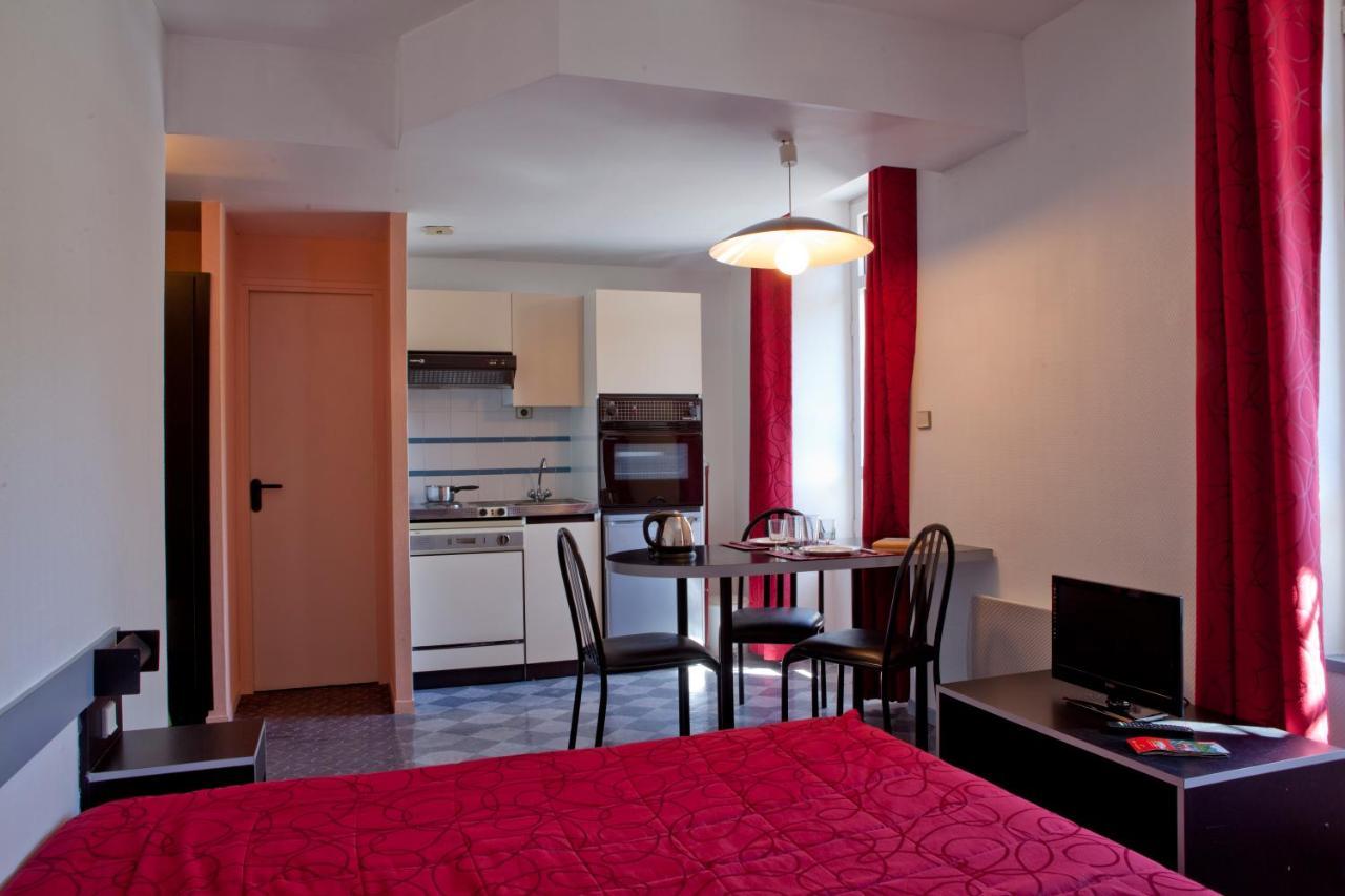 Residence Des Bains*** Vic-sur-Cère Dış mekan fotoğraf