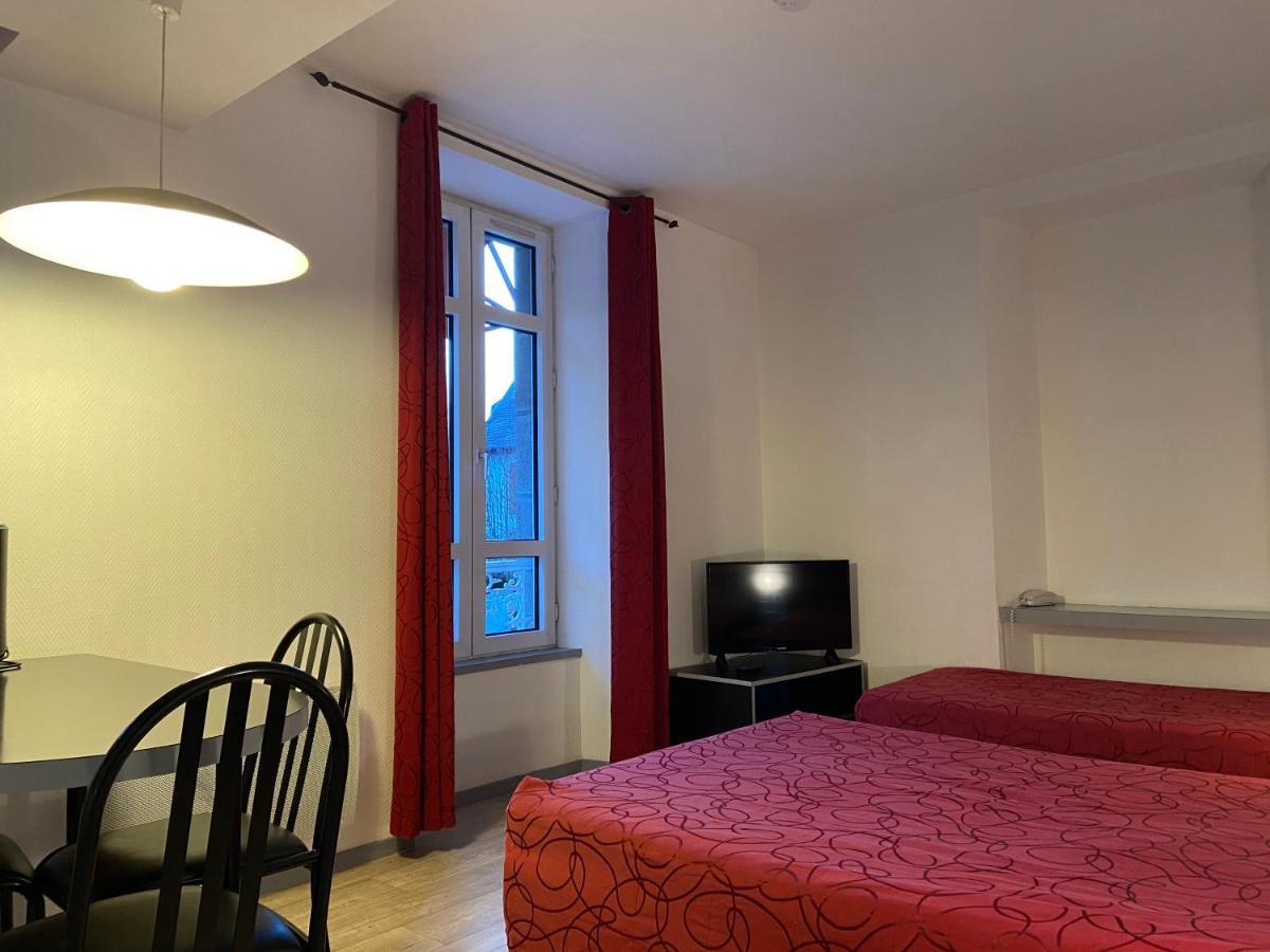 Residence Des Bains*** Vic-sur-Cère Dış mekan fotoğraf