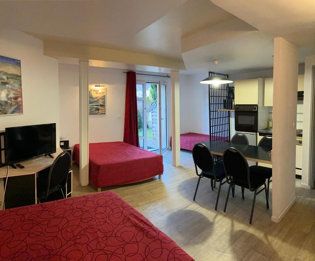 Residence Des Bains*** Vic-sur-Cère Dış mekan fotoğraf